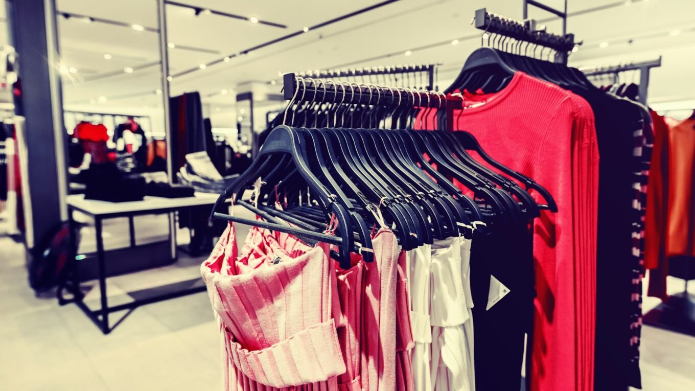 5 Formas de Aumentar o Lucro da Sua Loja de Roupas com o Uso de Sistemas